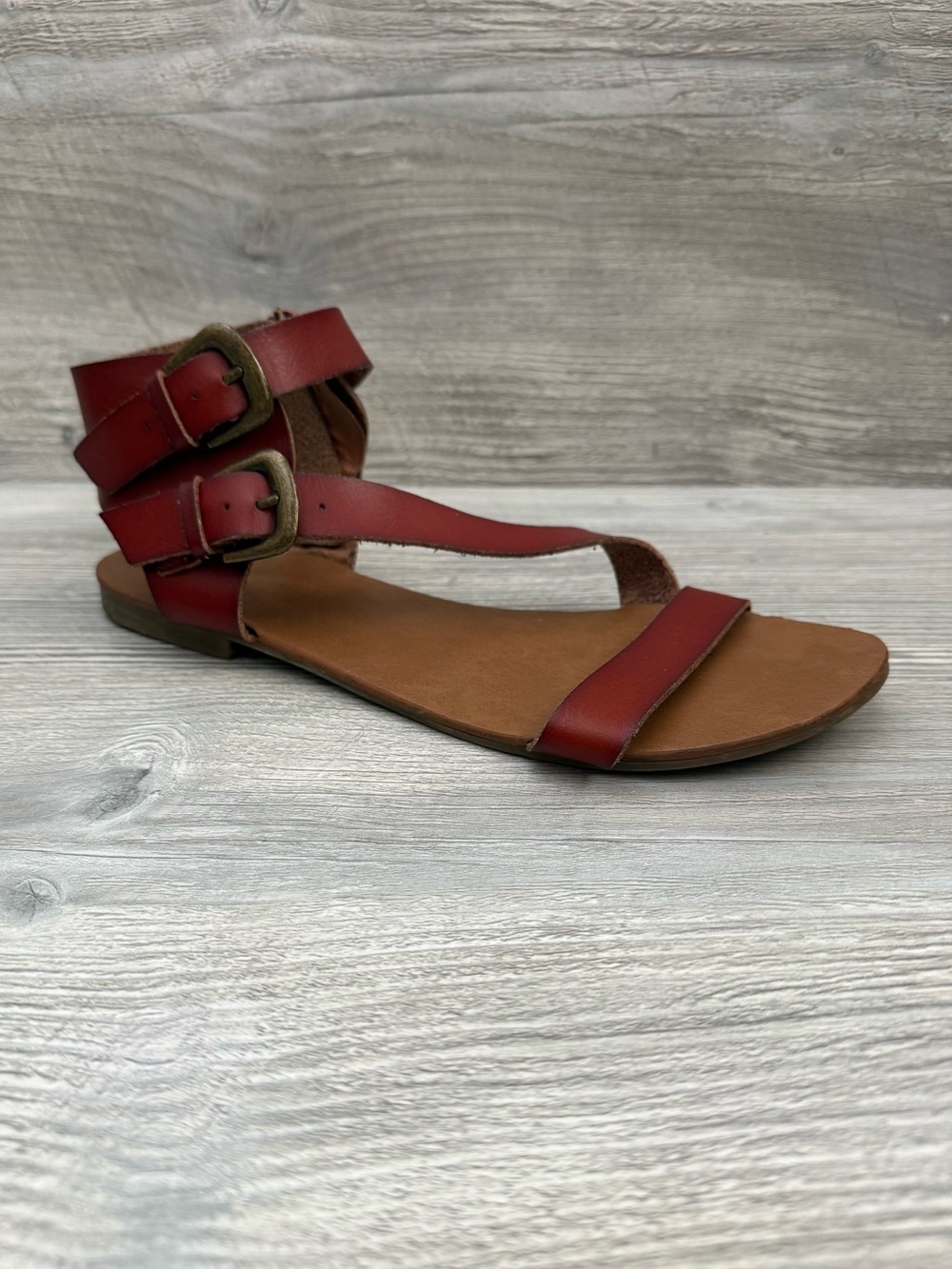 Mossimo Women's brick Red Double-Buckle inside zip Ankle Strap Sandal size 7.5